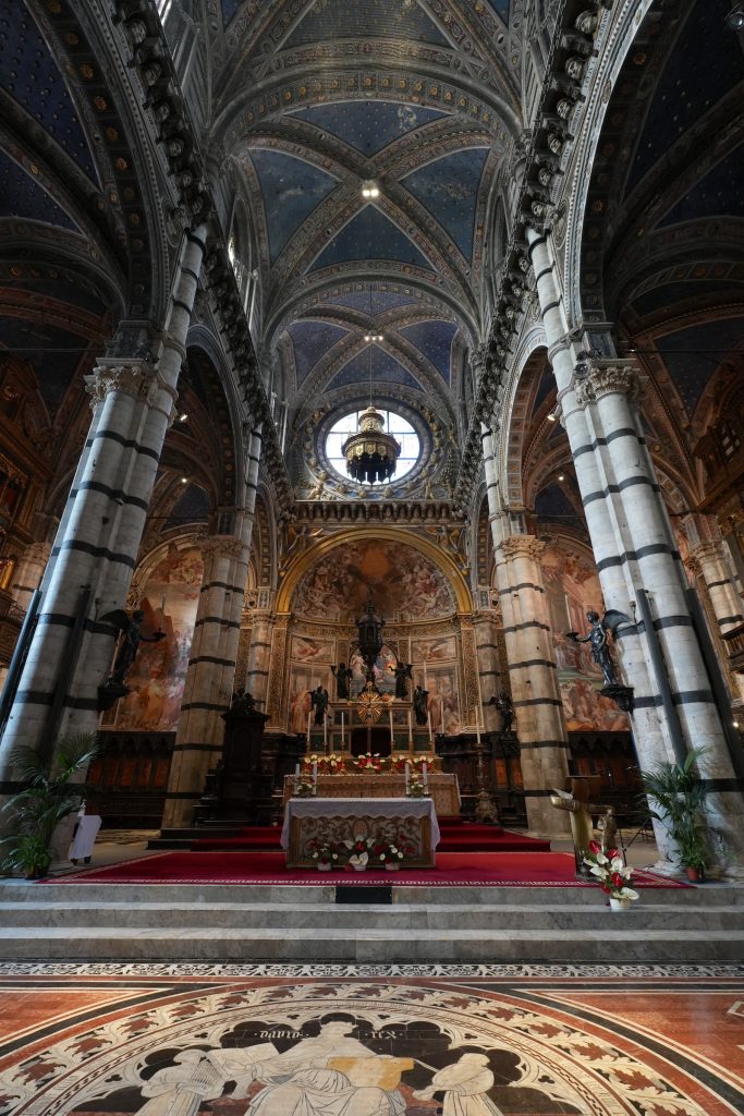 Tuscany Road Trip - visiting a museum